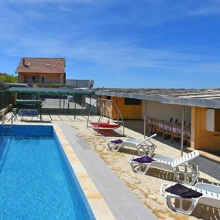 Villa Annaleah Dubravice エクステリア 写真